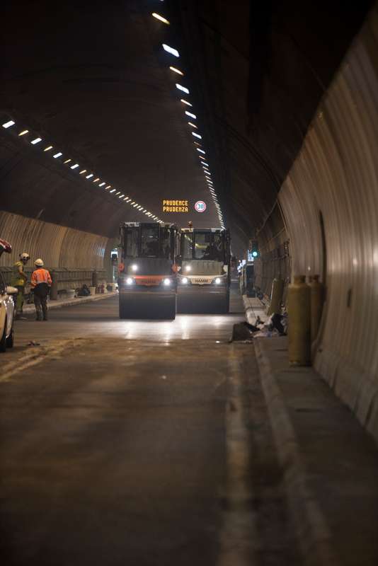 cogeis-infrastrutture-pavimentazioni-speciali-tunnel-montebianco-20